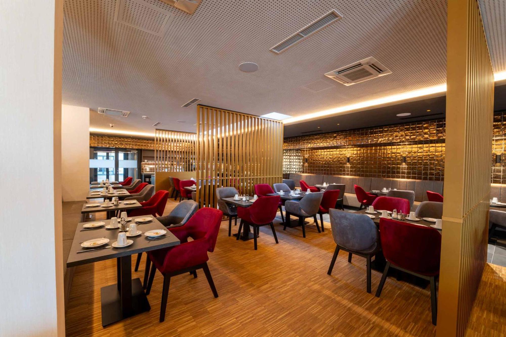 Plaza Residence Винер Нойщат Екстериор снимка